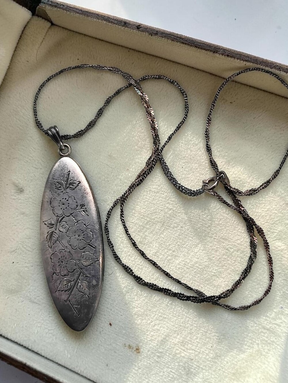 Large Antique Sterling Silver Victorian Locket Pendant Necklace